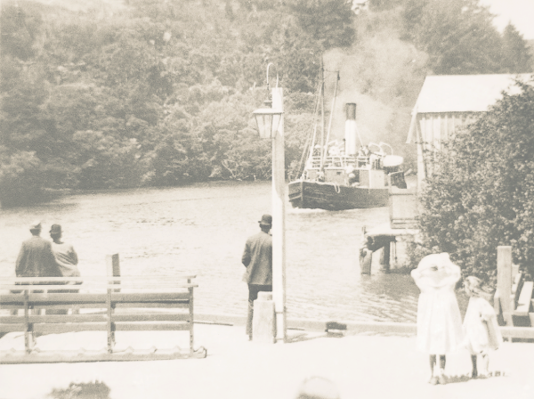 The steamboat Ōrewa arriving at Warkworth