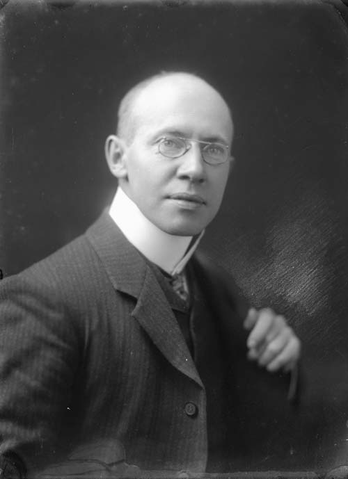 Frank Morton