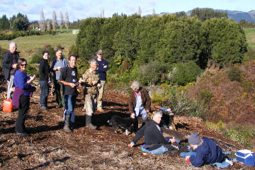 Jaap van Dorsser and Awahou River team and visitors