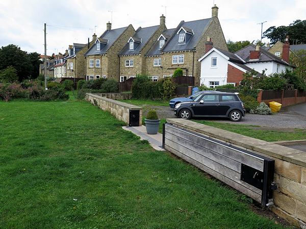 Warkworth floodwall and floodgate