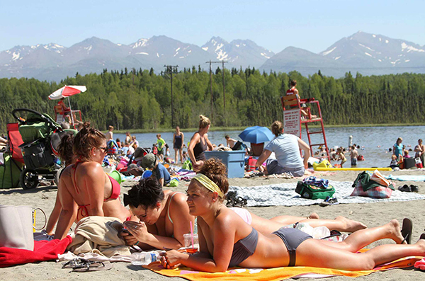 Goose Lake sunbathers