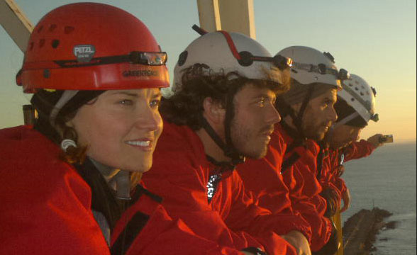 Lucy Lawless aloft on Arctic drillship