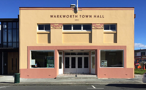 Warkworth Town Hall naming sign, option 2 sans date of façade