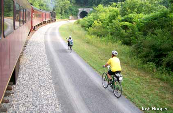 Light rail cycle flatcar