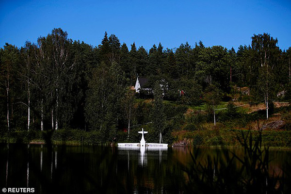 Mahurangi Magazine: Sustainable Energy Without the Hot Air Pipistrel Alpha Electro G2 electric plane crash-lands in Norwegian lake